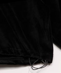 Blusao-Juvenil-de-Plush-Cropped-com-Capuz-Preto-9972046-Preto_4
