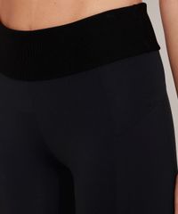 Calca-Corsario-Esportiva-Ace-com-Recortes-e-Bolso-de-Ziper-Preta-9984112-Preto_4