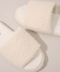 Pantufa-Feminina-de-Pelucia-Oneself-Off-White-9967073-Off_White_4 Pantufa-Feminina-de-Pelucia-Oneself-Off-White-9967073-Off_White_4