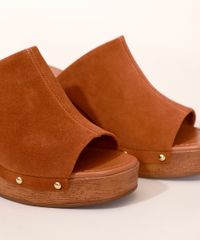 Tamanco-Feminino-Oneself-de-Camurca-Salto-Medio-em-Madeira-com-Tachas-Marrom-9985995-Marrom_4