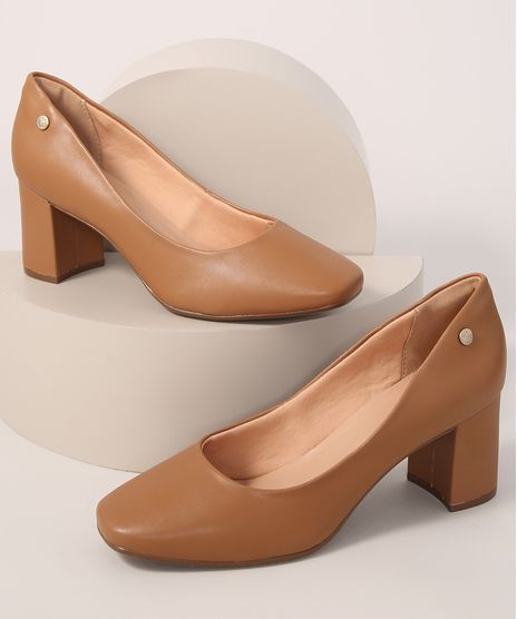 Scarpin-Feminino-Bico-Redondo-Salto-Medio-Grosso-Via-Uno-Caramelo-9990758-Caramelo_1