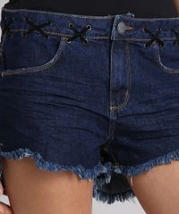 Short-Jeans-Feminino-Boy-com-Ilhos-e-Barra-Desfiada-Azul-Escuro-9123057-Azul_Escuro_4