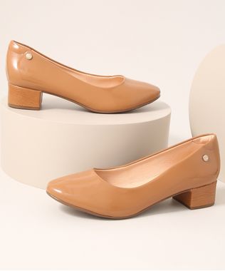 Scarpin-Feminino-Bico-Redondo-Salto-Baixo-Grosso-Via-Uno-Caramelo-9990755-Caramelo_1