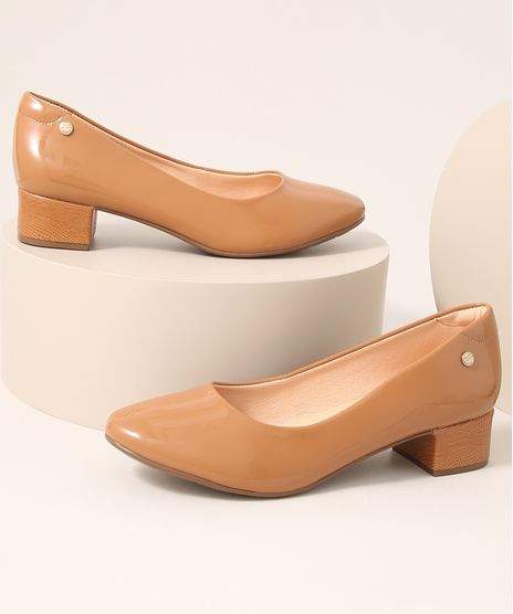 Scarpin-Feminino-Bico-Redondo-Salto-Baixo-Grosso-Via-Uno-Caramelo-9990755-Caramelo_1