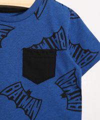 Camiseta-Infantil-Estampado-Batman-com-Bolso-Manga-Curta-Gola-Careca-Azul-9986765-Azul_2