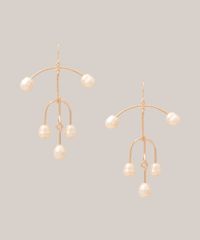 Brinco-Feminino-Alongado-com-Perolas-Dourado-9980864-Dourado_2
