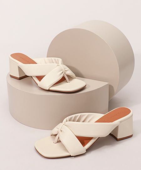 Tamanco-Feminino-com-Tiras-Cruzadas-Salto-Medio-Grosso-Bege-Claro-9992818-Bege_Claro_1