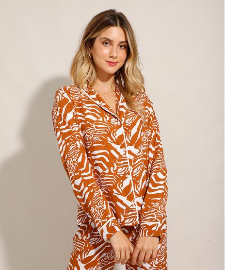 Camisa-de-Pijama-em-Viscose-Estampada-Animal-Print-Manga-Longa-com-Botoes-Mostarda-9954382-Mostarda_1