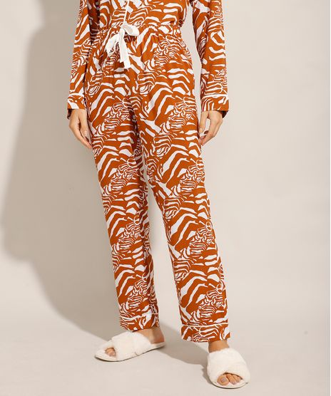Calca-de-Pijama-em-Viscose-Estampada-Animal-Print-com-Amarracao-Mostarda-9975183-Mostarda_1