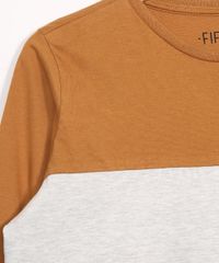 Camiseta-Juvenil-com-Recortes-Manga-Longa-Gola-Careca-Marrom-9993461-Marrom_3
