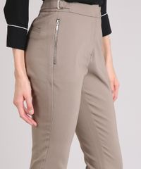 Calca-Feminina-Skinny-com-Fivelas-e-Bolso-com-Ziper--Kaki-8517499-Kaki_4