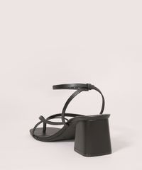 Sandalia-Feminina-Bico-Quadrado-Salto-Medio-Grosso-Oneself-Preta-9993205-Preto_4
