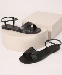 Rasteirinha-Feminina-com-Tiras-Cruzadas-e-Elastico-Preta-9992798-Preto_1