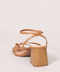Sandalia-Feminina-Bico-Quadrado-Salto-Medio-Grosso-Oneself-Caramelo-9993207-Caramelo_4
