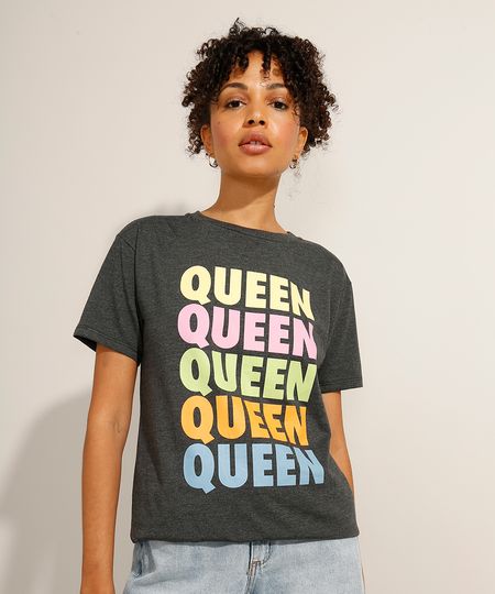 Camiseta-da-Banda-Queen-Manga-Curta-Decote-Redondo-Cinza-Mescla-Escuro-9992684-Cinza_Mescla_Escuro_1 Camiseta-da-Banda-Queen-Manga-Curta-Decote-Redondo-Cinza-Mescla-Escuro-9992684-Cinza_Mescla_Escuro_1