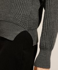 Sueter-de-Trico-com-Fendas-Gola-Alta-Cinza-Mescla-Escuro-9985965-Cinza_Mescla_Escuro_4 Sueter-de-Trico-com-Fendas-Gola-Alta-Cinza-Mescla-Escuro-9985965-Cinza_Mescla_Escuro_4