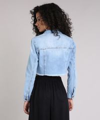 Jaqueta-Jeans-Feminina-Cropped-com-Bolso-Barra-Desfiada-Azul-Claro-9222206-Azul_Claro_2