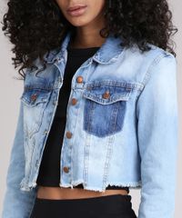 Jaqueta-Jeans-Feminina-Cropped-com-Bolso-Barra-Desfiada-Azul-Claro-9222206-Azul_Claro_4