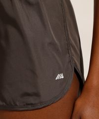 Short de Corrida Feminino Running Chumbo detalhe fenda lateral