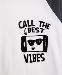 9988877-Off_White_2