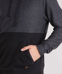 Blusao-Masculino-em-Moletom-com-Recorte-e-Bolso-Preto-8971054-Preto_4