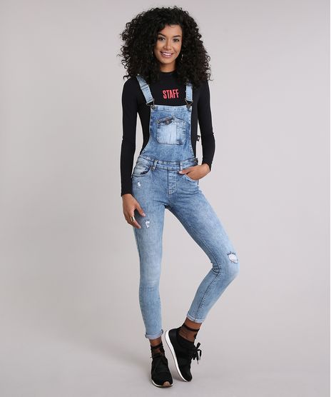 Macacao-Jeans-Feminino-Skinny-com-Puidos-e-Bolsos-Azul-Medio-9112674-Azul_Medio_1