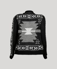 Capa-Feminina-em-Trico-Estampada-Etnica-com-Franjas-Preto-8889015-Preto_6