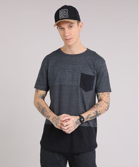 Camiseta-Masculina-Longa-com-Recorte-e-Bolso-Manga-Curta-Gola-Careca-Cinza-Mescla-Escuro-9153499-Cinza_Mescla_Escuro_1
