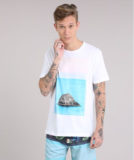 Camiseta-Masculina-com-Estampa-de-Ilha-Manga-Curta-Gola-Careca-Off-White-9079783-Off_White_1
