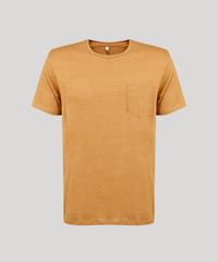 Camiseta-Masculina-com-Bolso-Manga-Curta-Gola-Careca-Amarelo-Escuro-9164444-Amarelo_Escuro_5