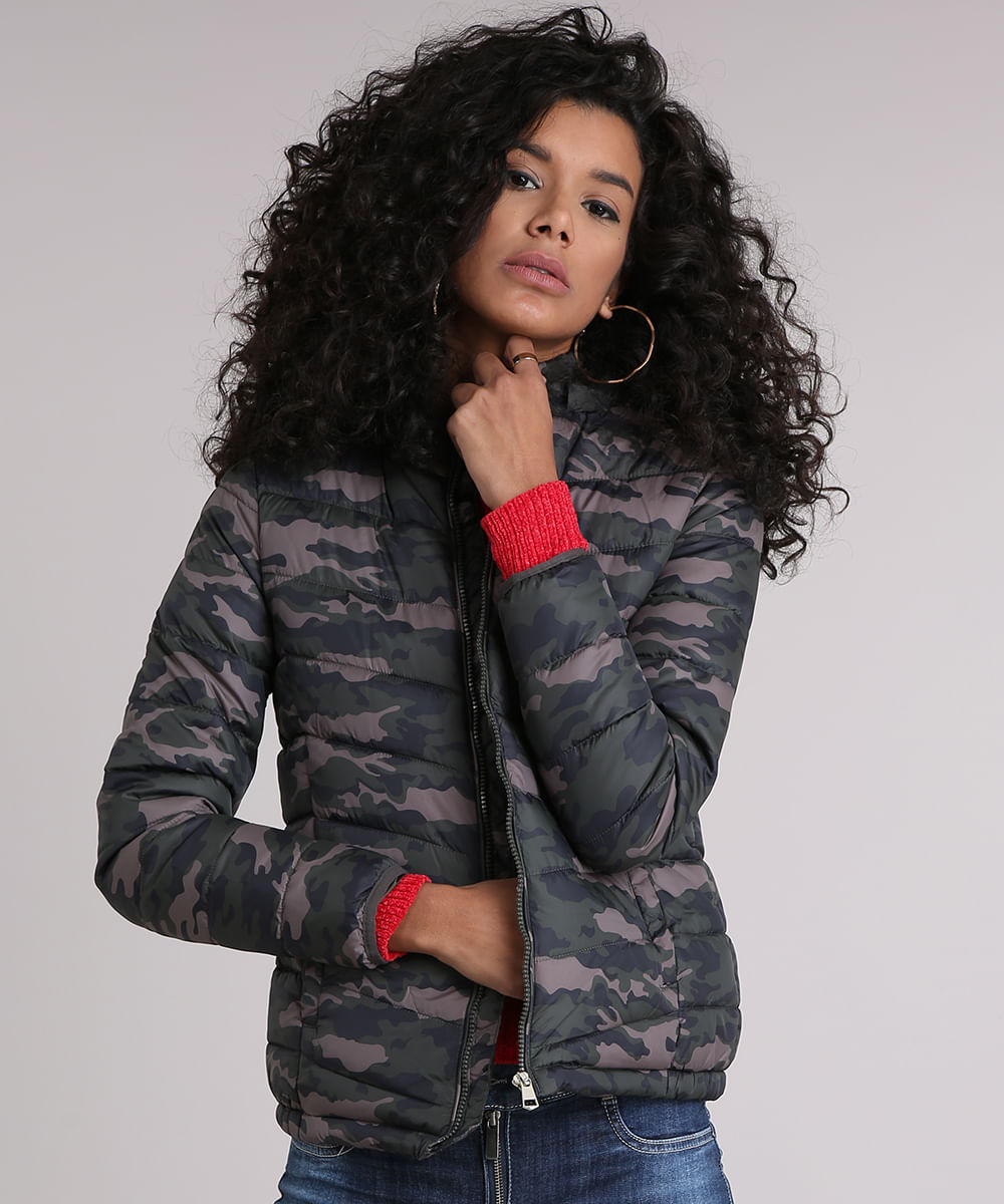 jaqueta estampa militar feminina