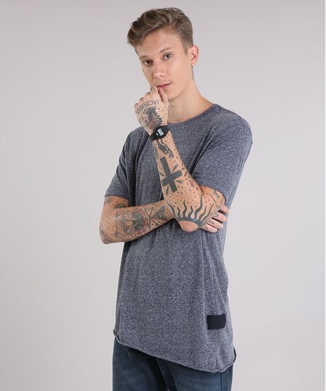 Camiseta-Masculina-Longa-Assimetrica-Manga-Curta-Gola-Careca-Cinza-Mescla-Escuro-9152167-Cinza_Mescla_Escuro_1