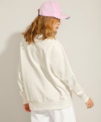 9985948-Off_White_4
