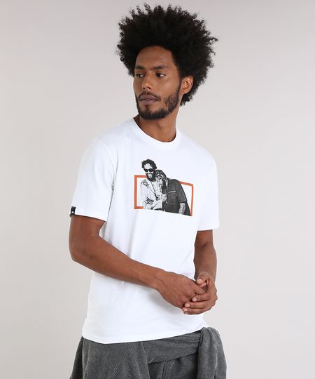 Camiseta-Masculina-LAB-Emicida-e-Fioti-Manga-Curta-Gola-Careca-Branca-9199702-Branco_1 Camiseta-Masculina-LAB-Emicida-e-Fioti-Manga-Curta-Gola-Careca-Branca-9199702-Branco_1