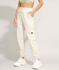 9985815-Off_White_2