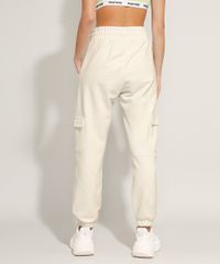 9985815-Off_White_3