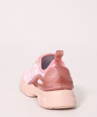 9986578-Rosa_4