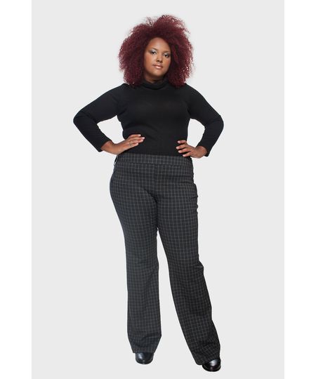 Calça Boot Leg Classic Plus Size é boa?