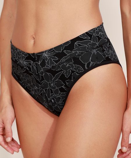 9973479-Preto_1