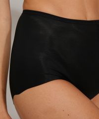 9975626-Preto_4