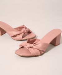 9993514-Rosa_3