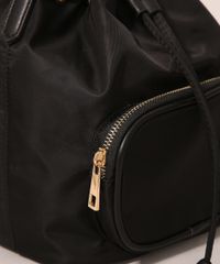 9979549-Preto_5
