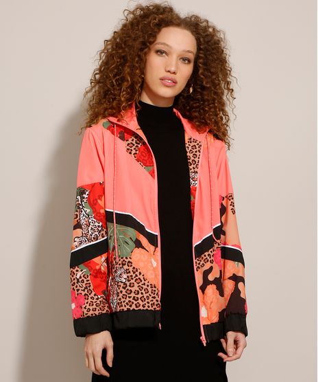9992080-Coral_1