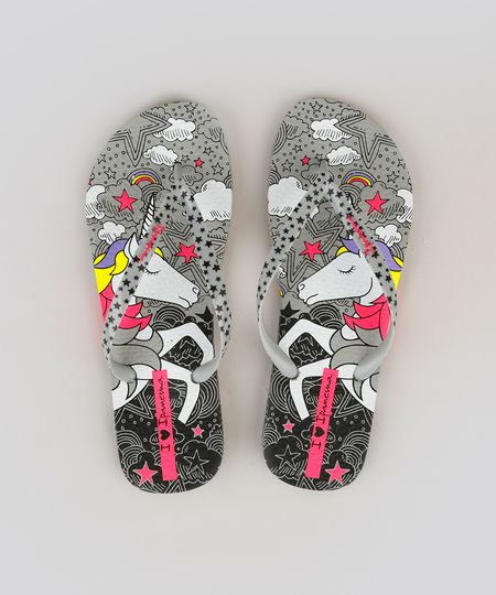Chinelo-Feminino-Ipanema-Estampado-de-Unicornio-Cinza-9226214-Cinza_1