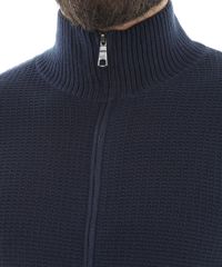 7850067_4