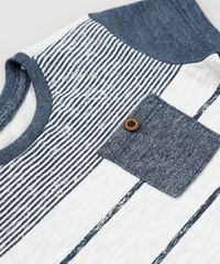 Camiseta-Infantil-com-Estampa-Listrada-e-Bolso-Manga-Curta-Gola-Careca-Cinza-Mescla-Claro-8812802-Cinza_Mescla_Claro_4