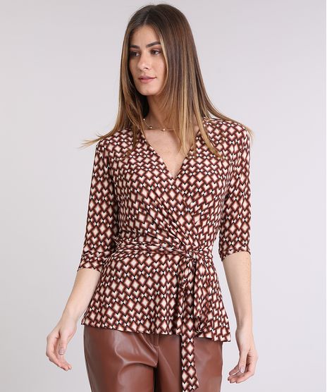 Blusa-Feminina-Estampada-Geometrica-Transpassada-Manga-Curta-Decote-V-Laranja-Escuro-9229765-Laranja_Escuro_1