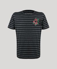 Camiseta-Masculina-Listrada-com-Estampa-de-Rosas-Manga-Curta-Gola-Careca-Cinza-Mescla-9204774-Cinza_Mescla_5 Camiseta-Masculina-Listrada-com-Estampa-de-Rosas-Manga-Curta-Gola-Careca-Cinza-Mescla-9204774-Cinza_Mescla_5