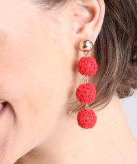 Brinco-Feminino-com-Esferas-em-Croche-Dourado-9207503-Dourado_2