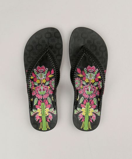 Chinelo-Feminino-Ipanema-com-Trancado-e-Estampa-Floral-Preto-9258802-Preto_1